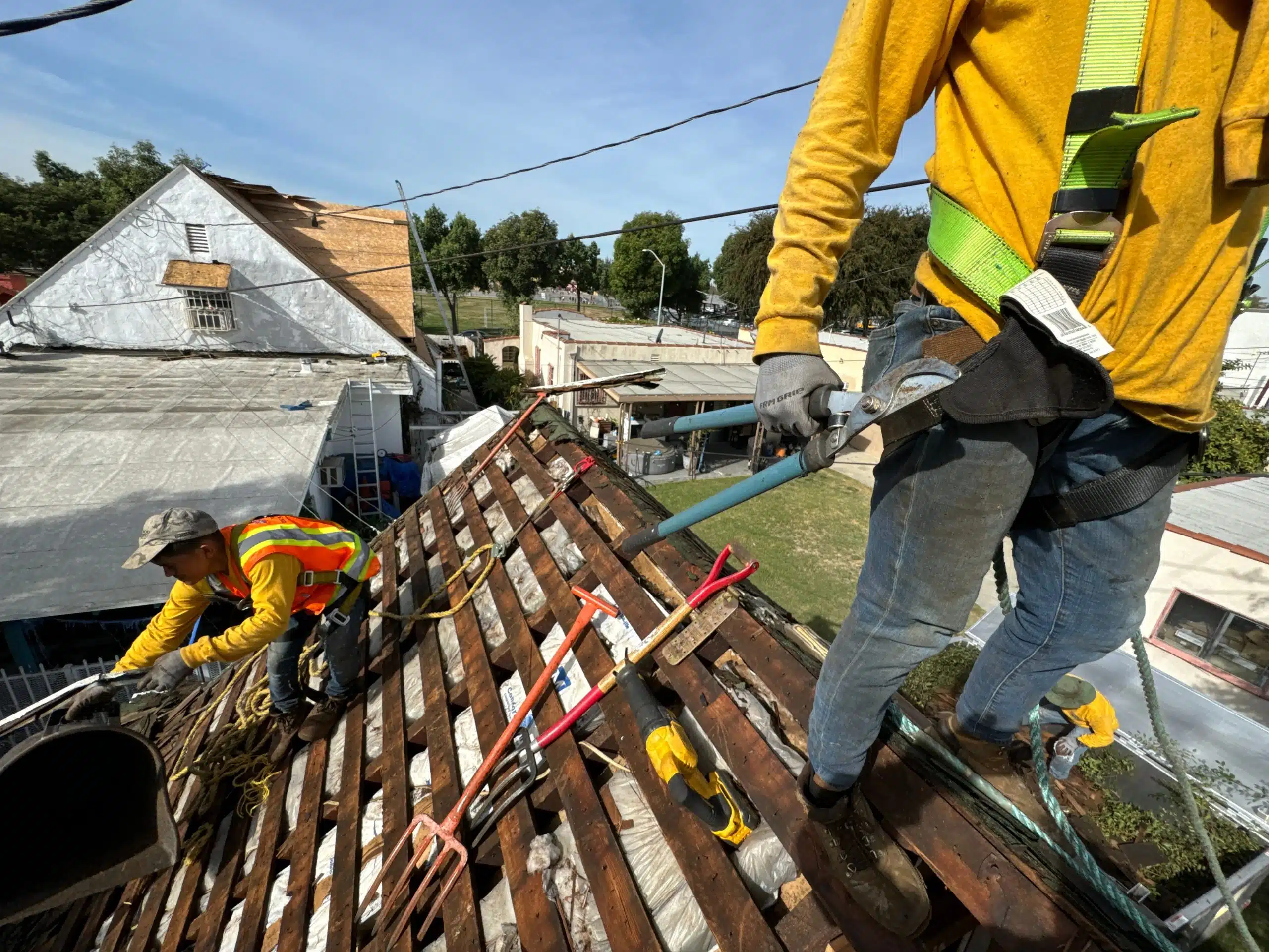 Roof Repair & Construction Inc