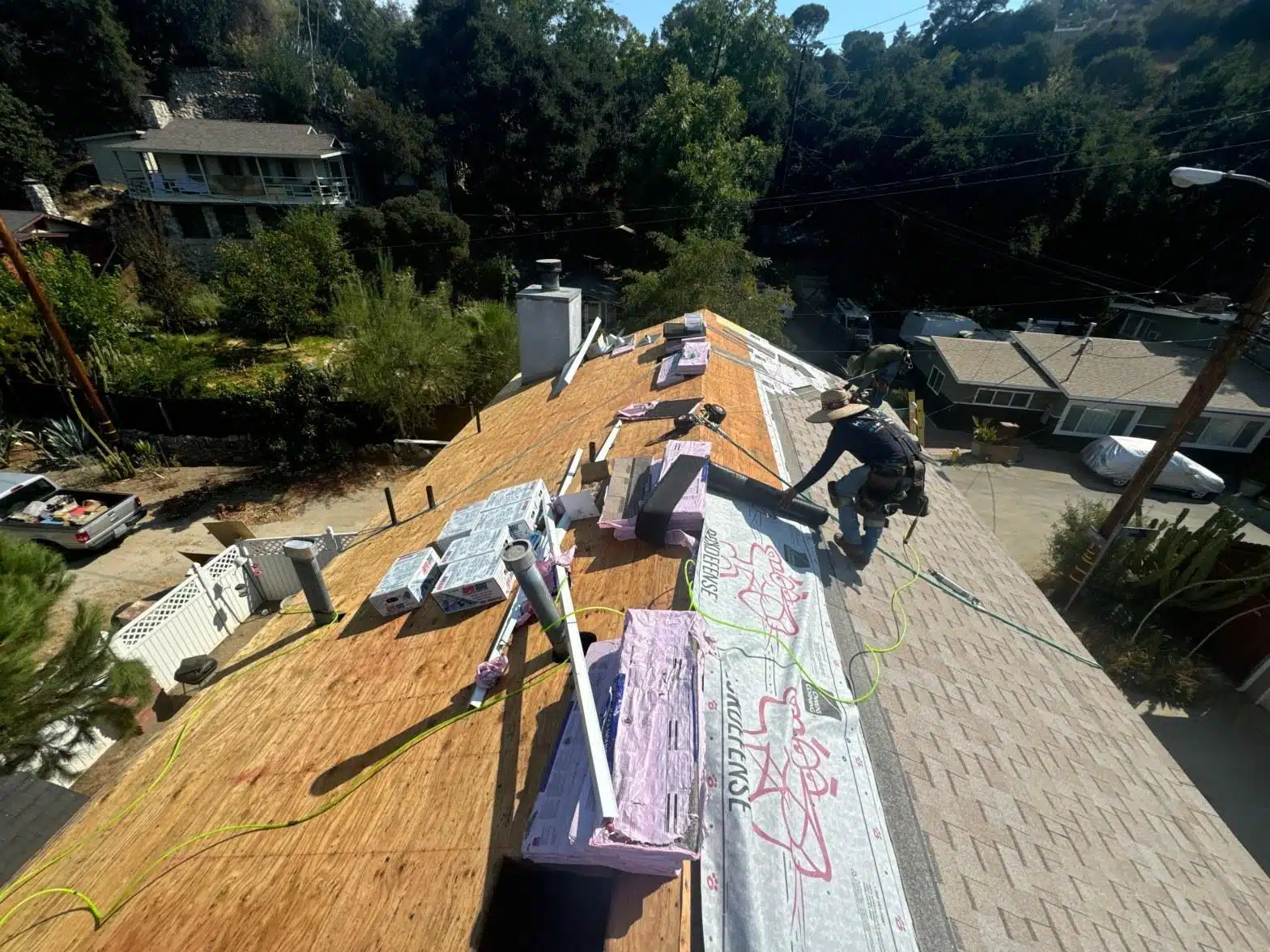 roof leak repair — Roof Repair & Construction Inc.